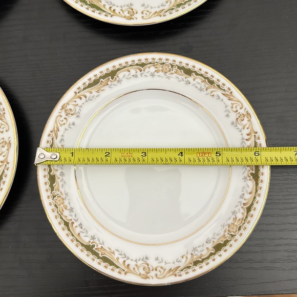4 Queen Anne Signature Collection Select Fine China Bread/Dessert Plates - Picture 10 of 13